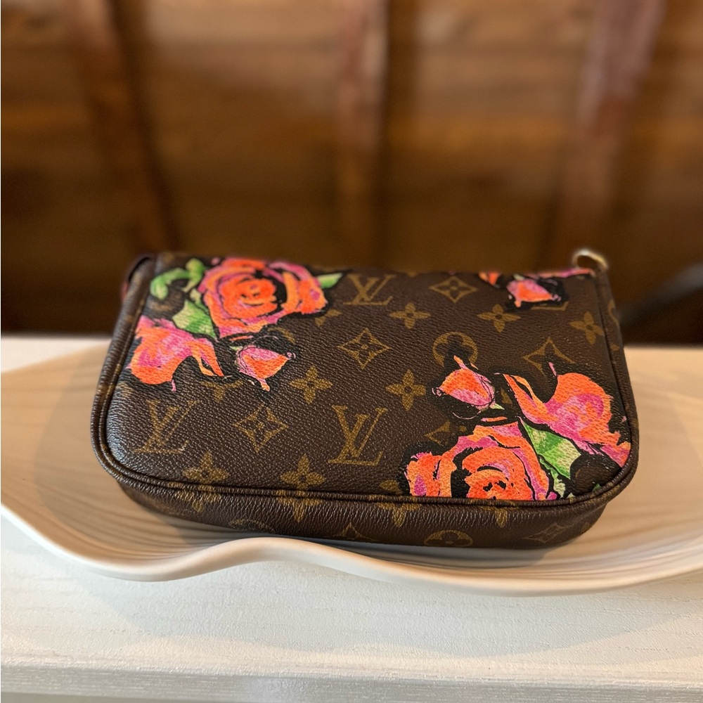 Louis Vuitton Monogram Roses Pochette Accessoire